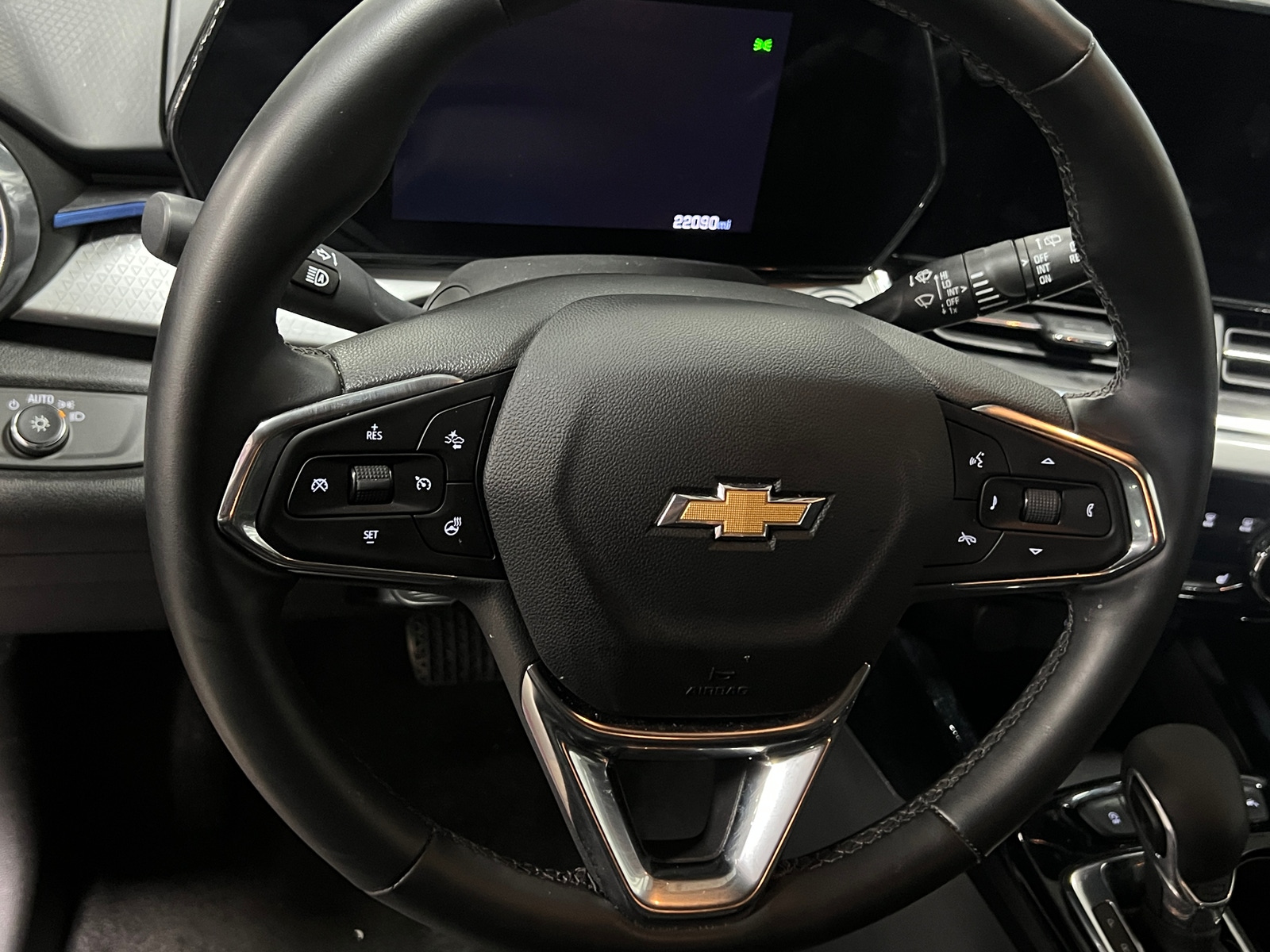 Thumbnail: 2025 Chevrolet Trax - 5