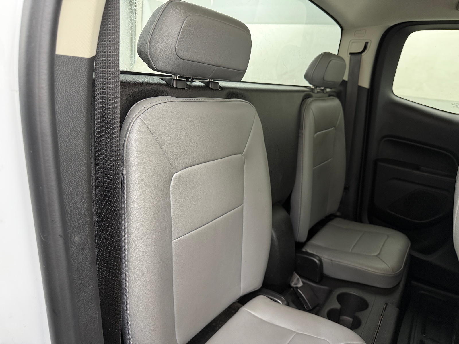 Thumbnail: 2022 Chevrolet Colorado - 6