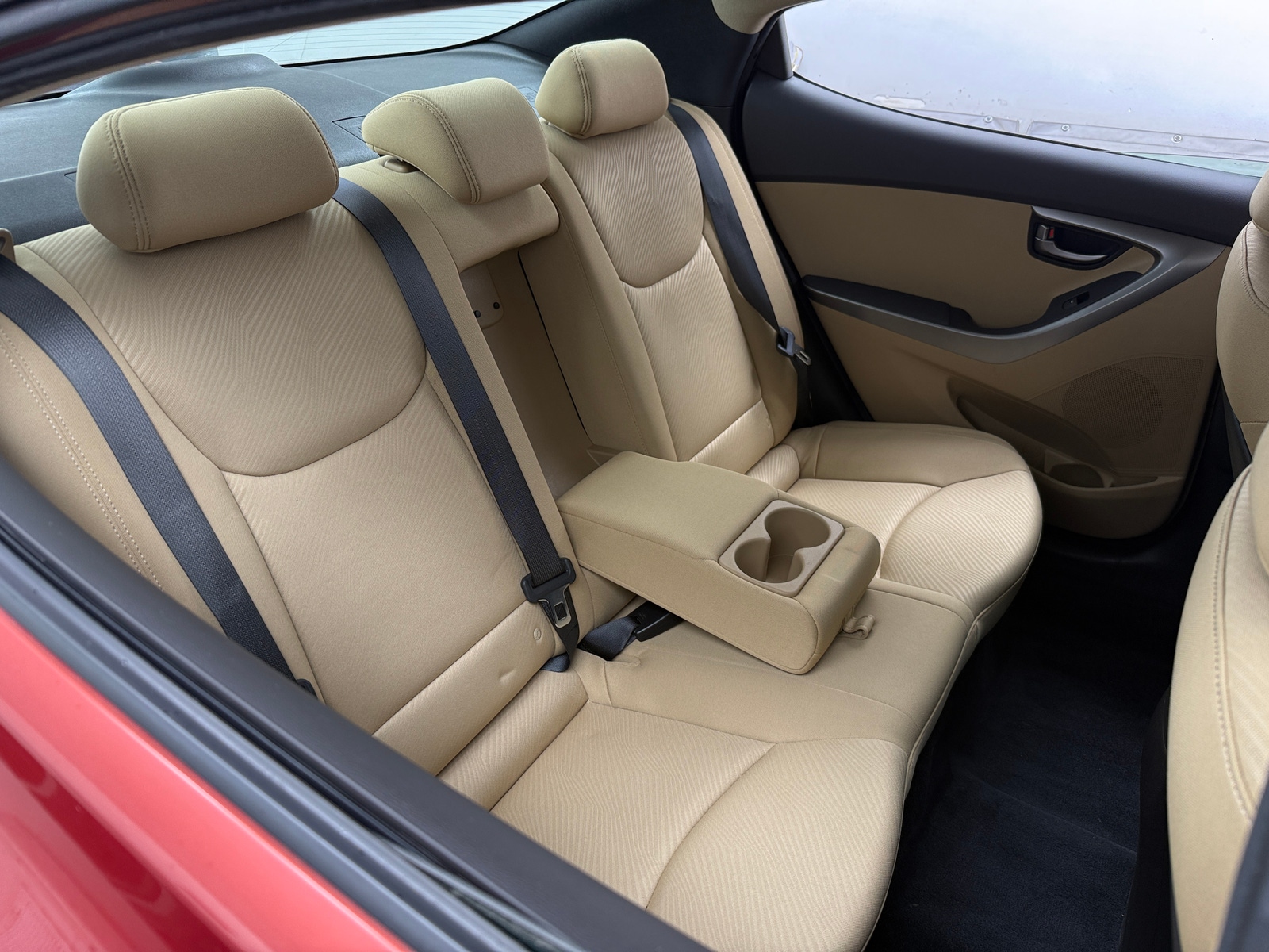 Thumbnail: 2012 Hyundai Elantra - 6