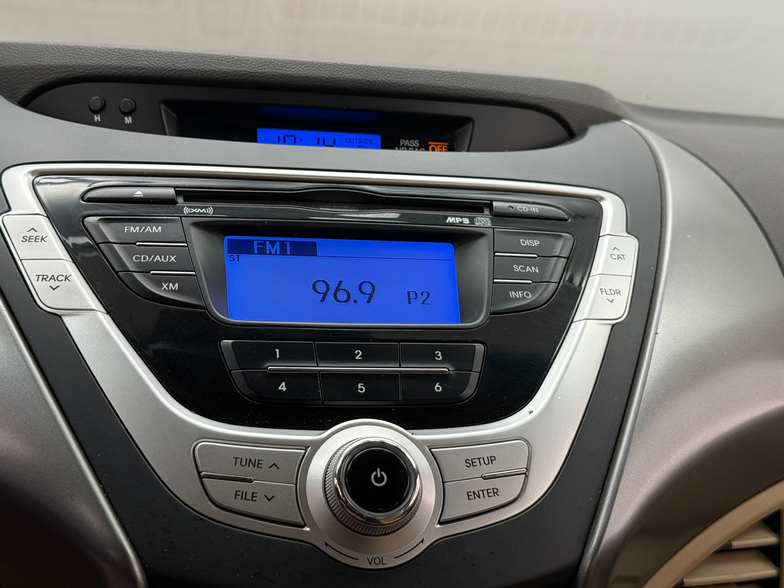 Thumbnail: 2012 Hyundai Elantra - 4