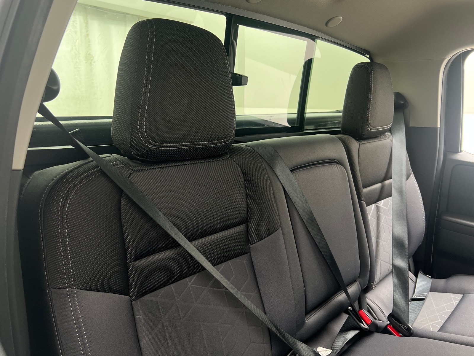 Thumbnail: 2025 Nissan Frontier - 6