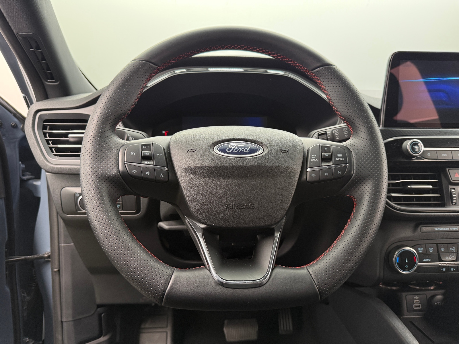 Thumbnail: 2025 Ford Escape - 4