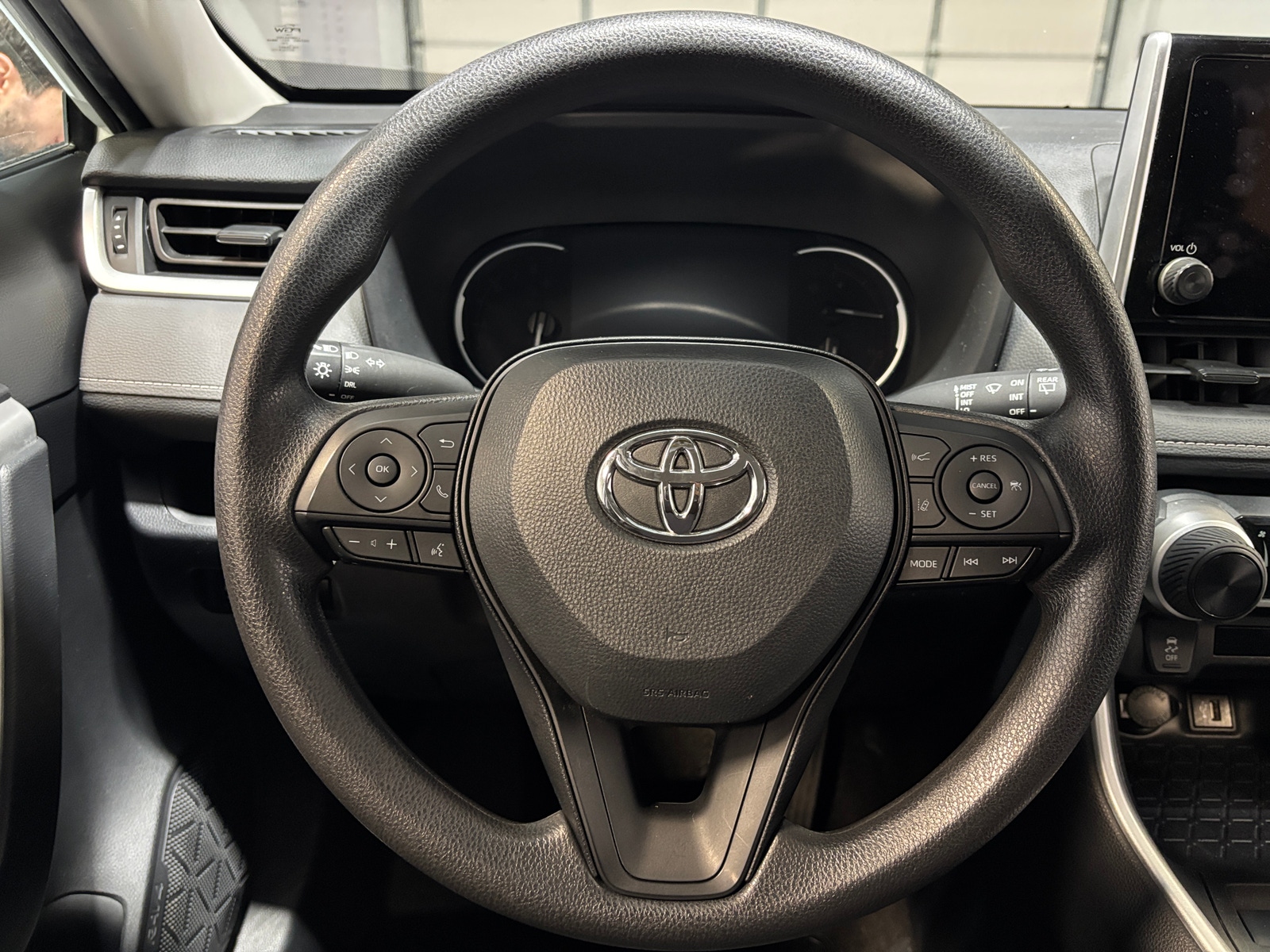 Thumbnail: 2024 Toyota RAV4 - 5