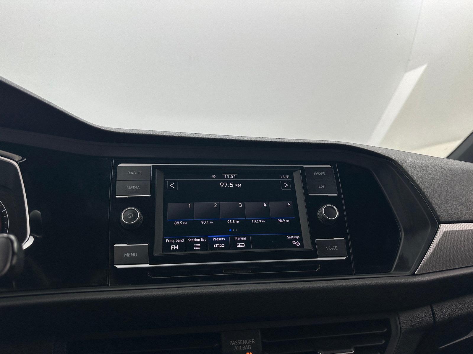 Thumbnail: 2020 Volkswagen Jetta - 3