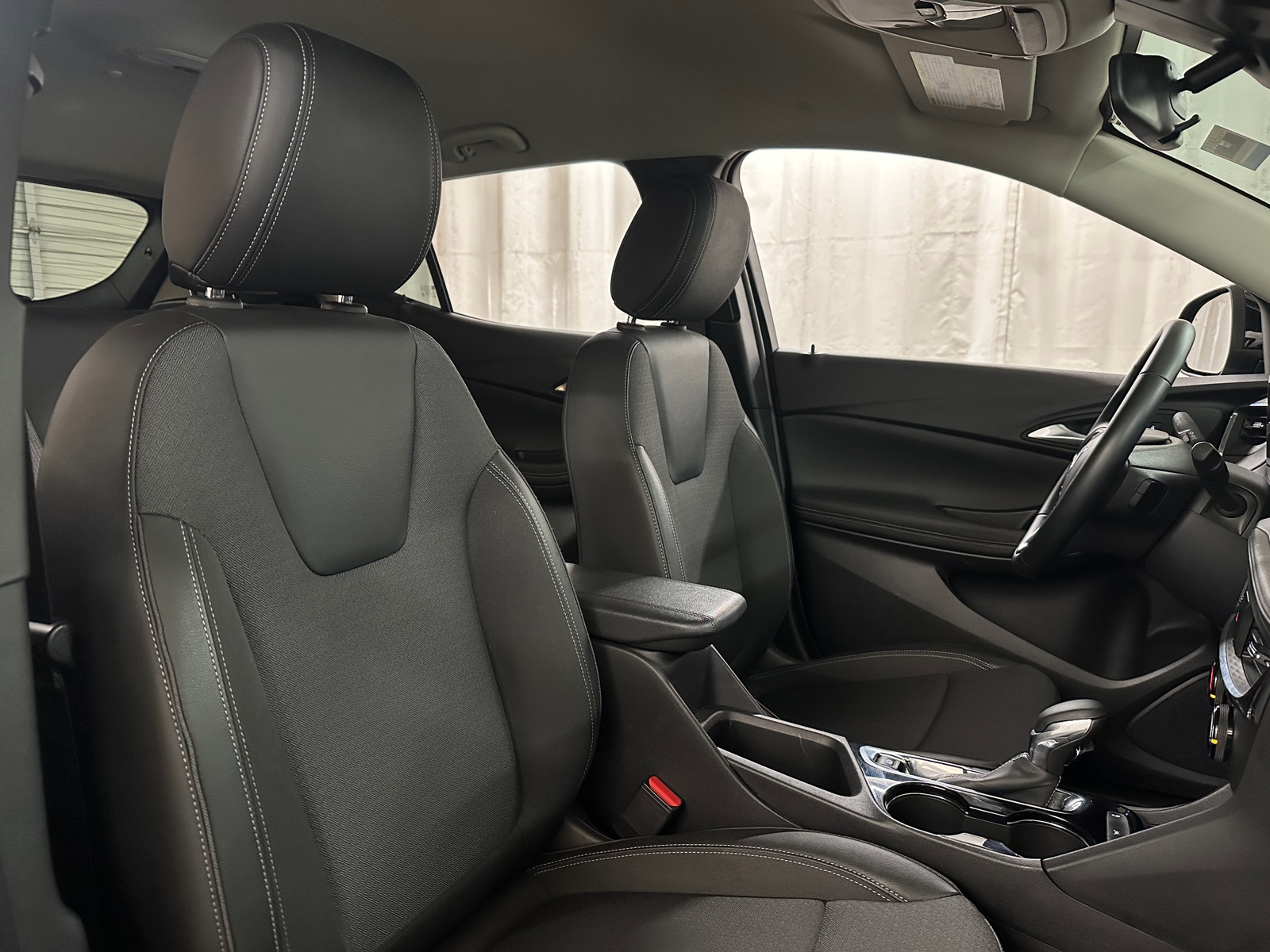 Thumbnail: 2025 Buick Encore GX - 2