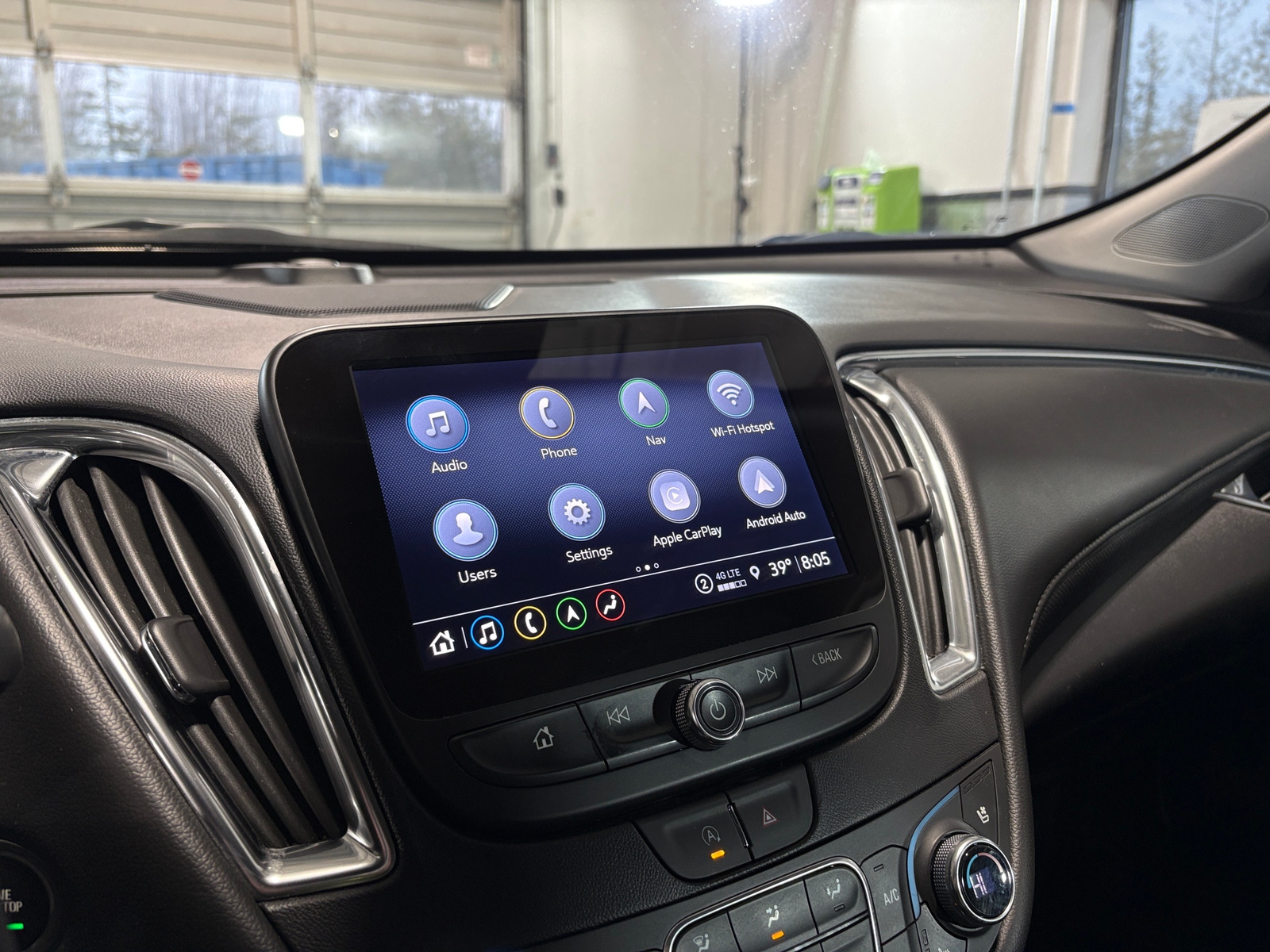 Thumbnail: 2024 Chevrolet Malibu - 3