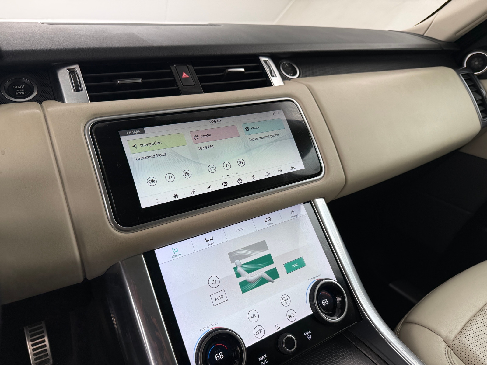 Thumbnail: 2020 Land Rover Range Rover Sport - 3