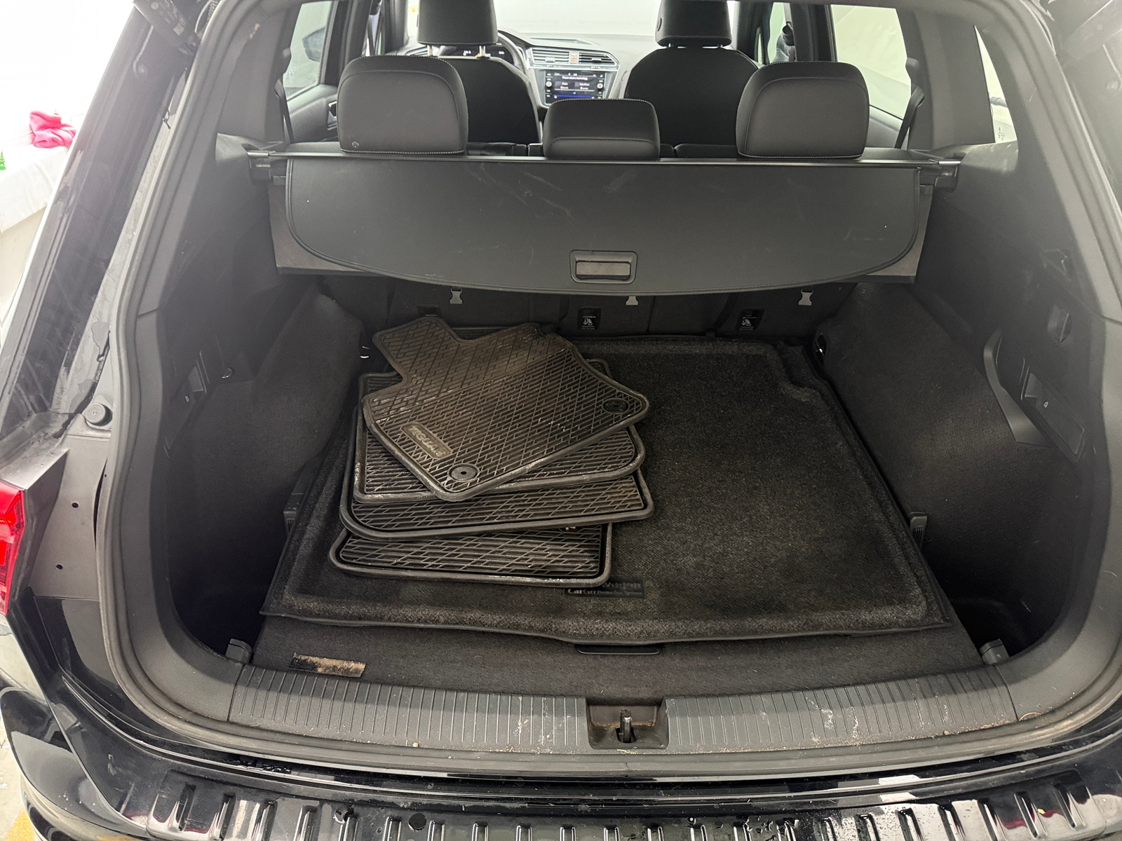 Thumbnail: 2024 Volkswagen Tiguan - 6