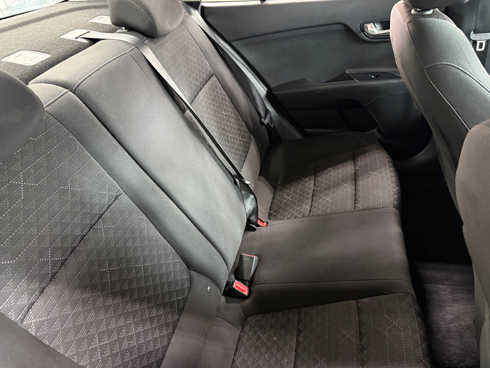 Thumbnail: 2021 Kia Rio - 6