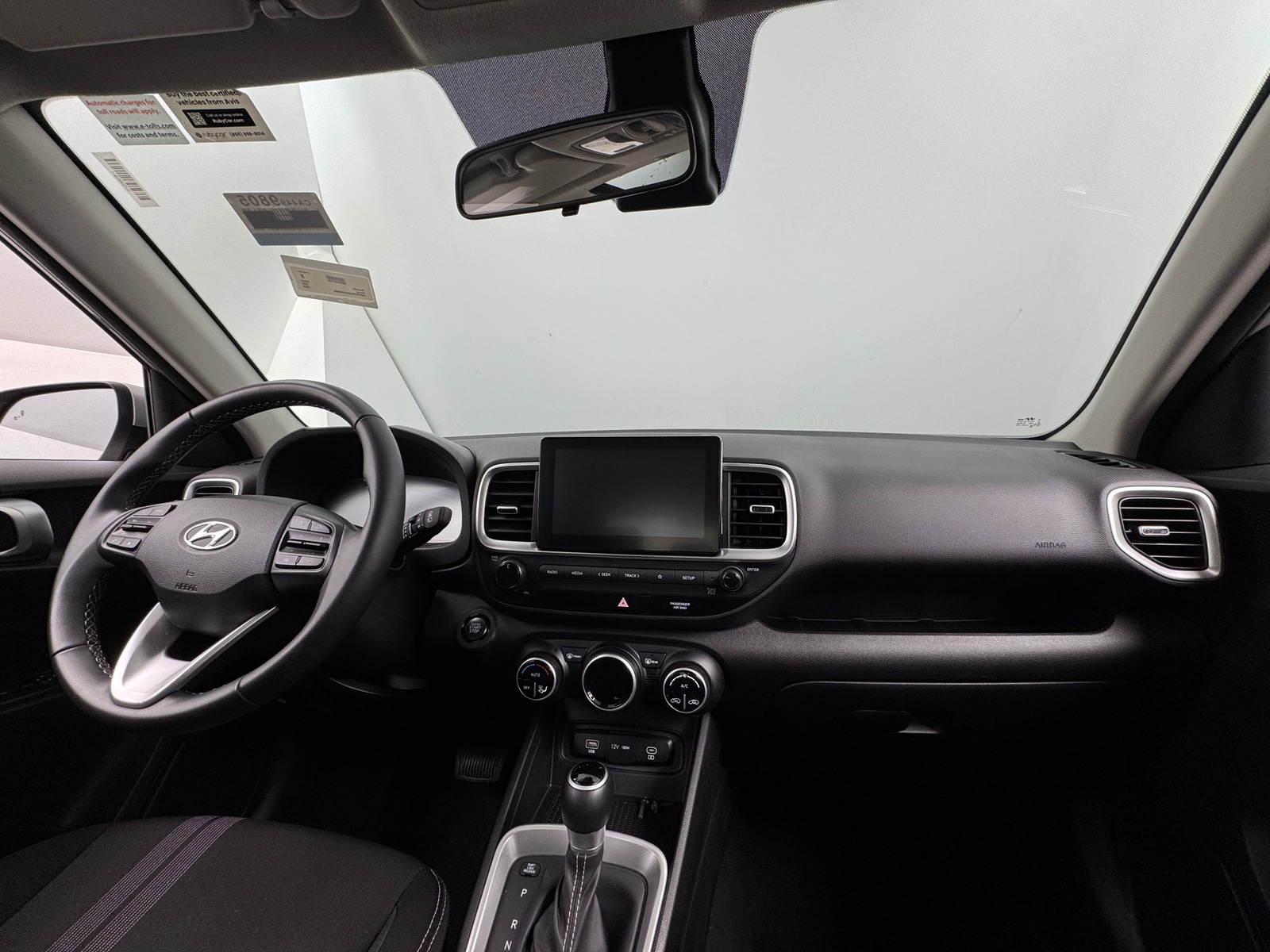 Thumbnail: 2025 Hyundai Venue - 3