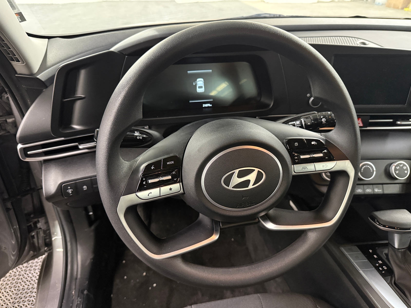 Thumbnail: 2024 Hyundai Elantra - 5