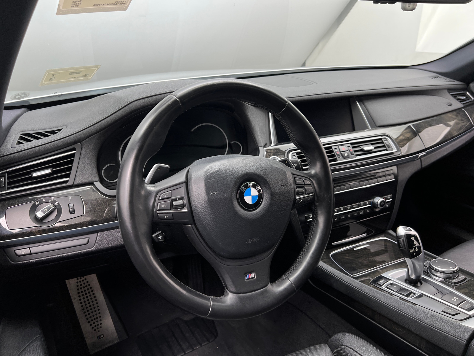 Thumbnail: 2015 BMW 7 Series - 4