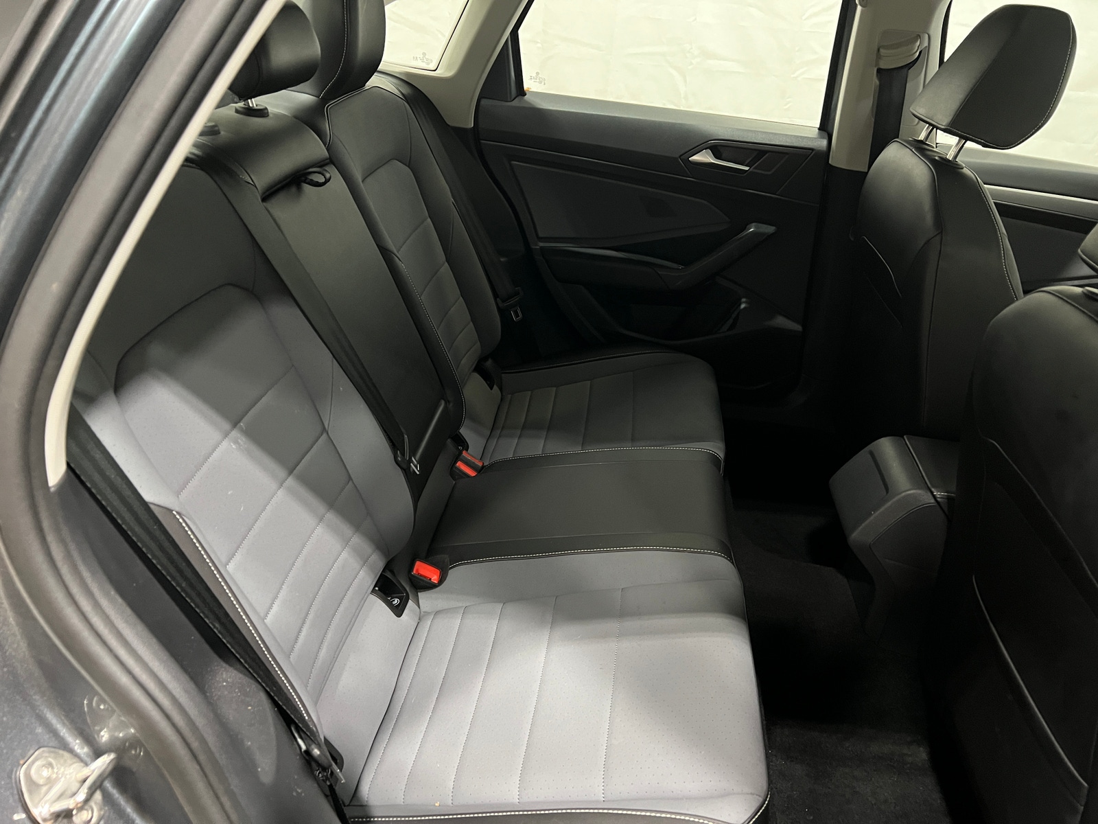 Thumbnail: 2025 Volkswagen Jetta - 5