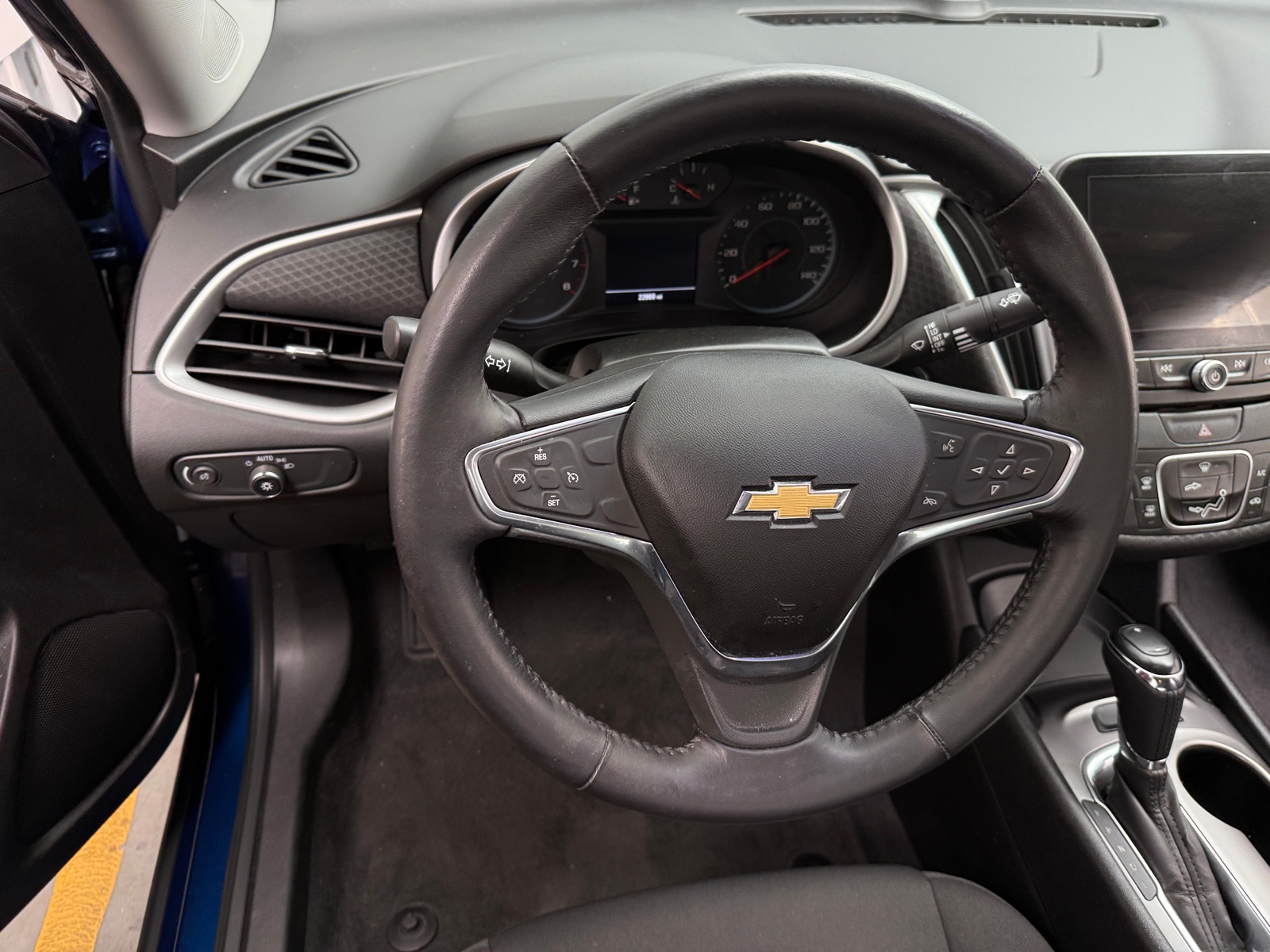 Thumbnail: 2019 Chevrolet Malibu - 5