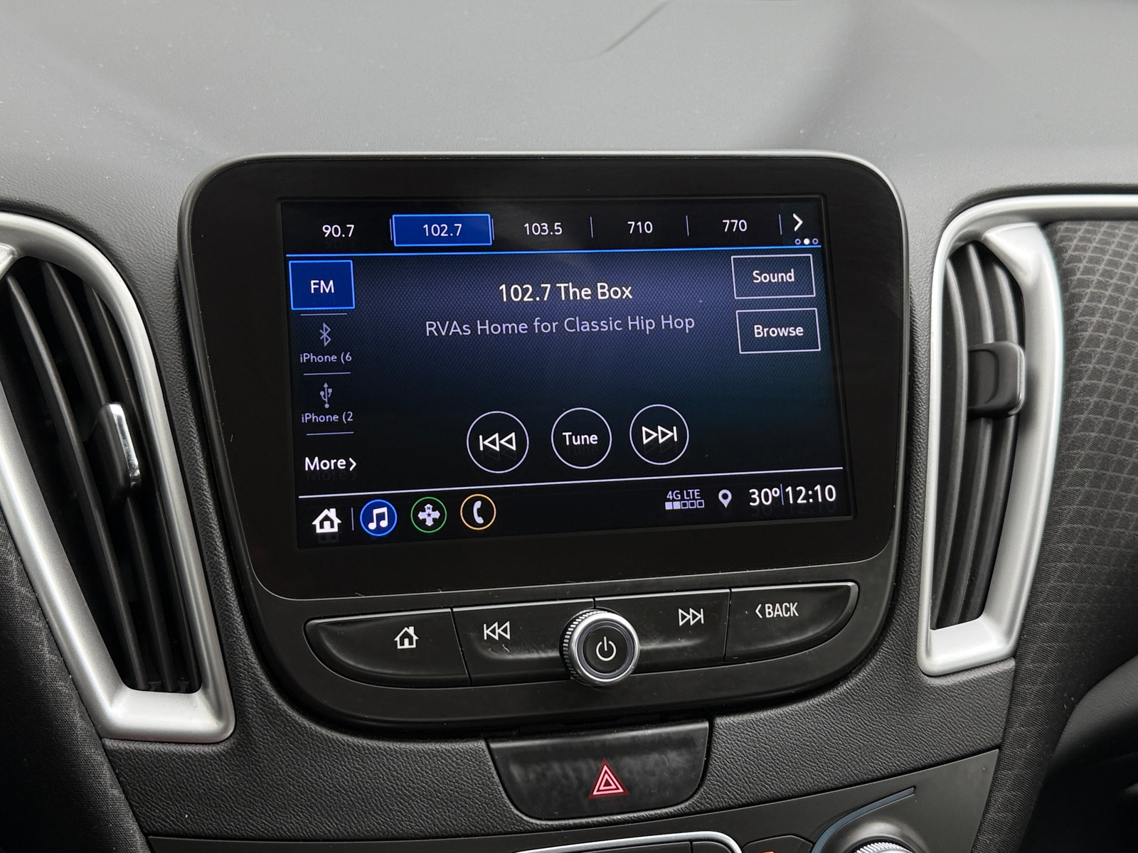 Thumbnail: 2019 Chevrolet Malibu - 4