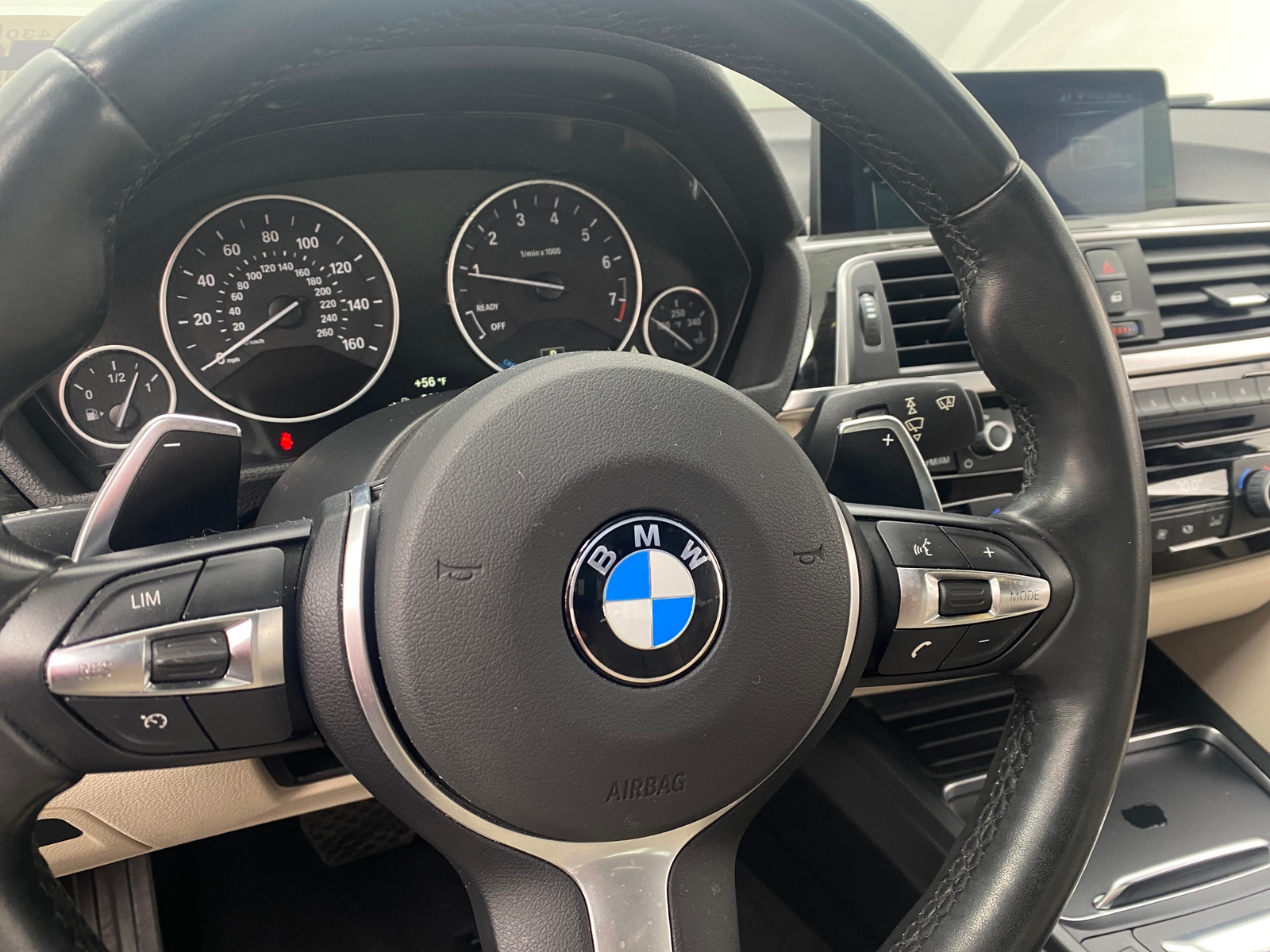 Thumbnail: 2017 BMW 3 Series - 4