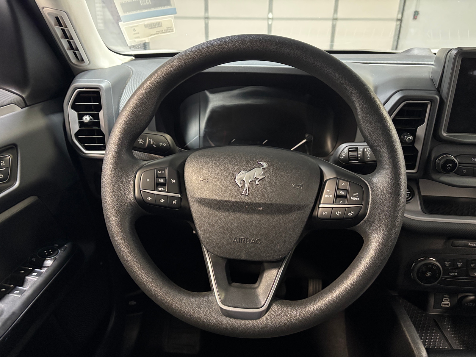 Thumbnail: 2023 Ford Bronco Sport - 5