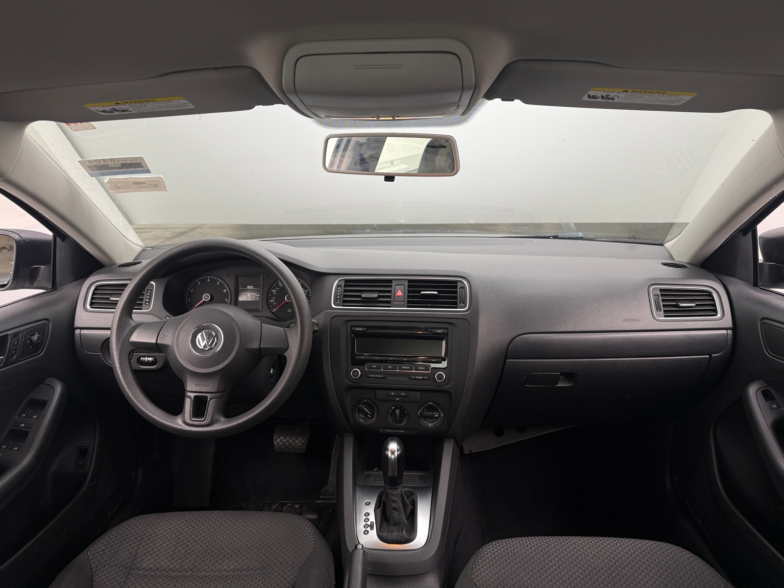 Thumbnail: 2014 Volkswagen Jetta - 3