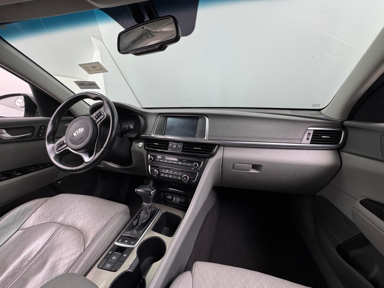 Thumbnail: 2017 Kia Optima - 2