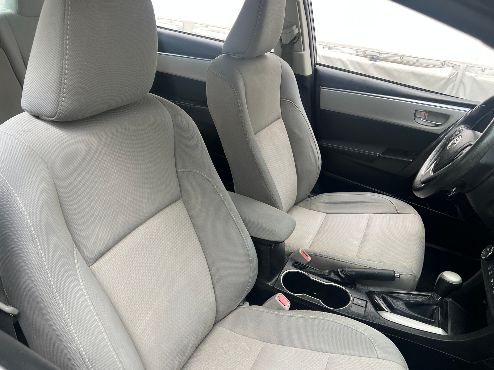 Thumbnail: 2015 Toyota Corolla - 2