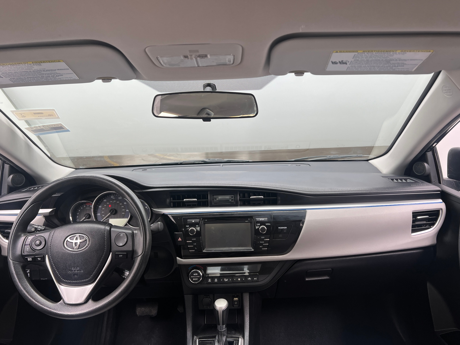 Thumbnail: 2015 Toyota Corolla - 3