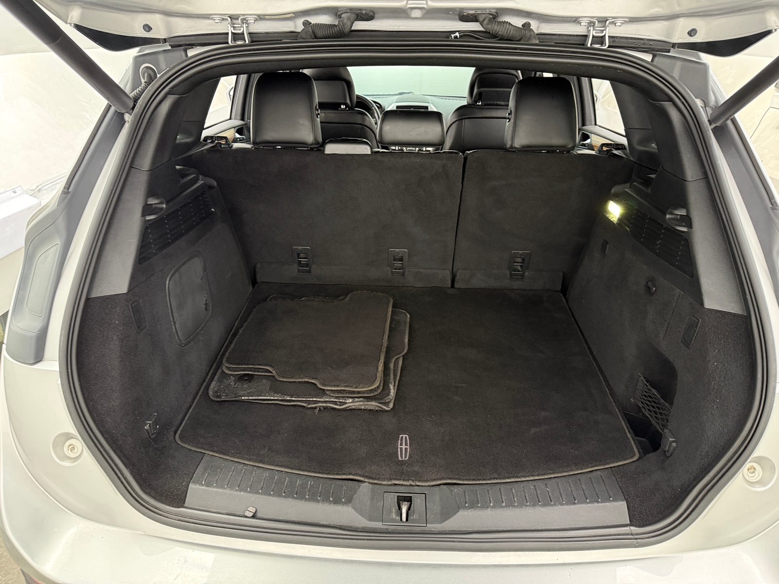 Thumbnail: 2016 Lincoln MKC - 6