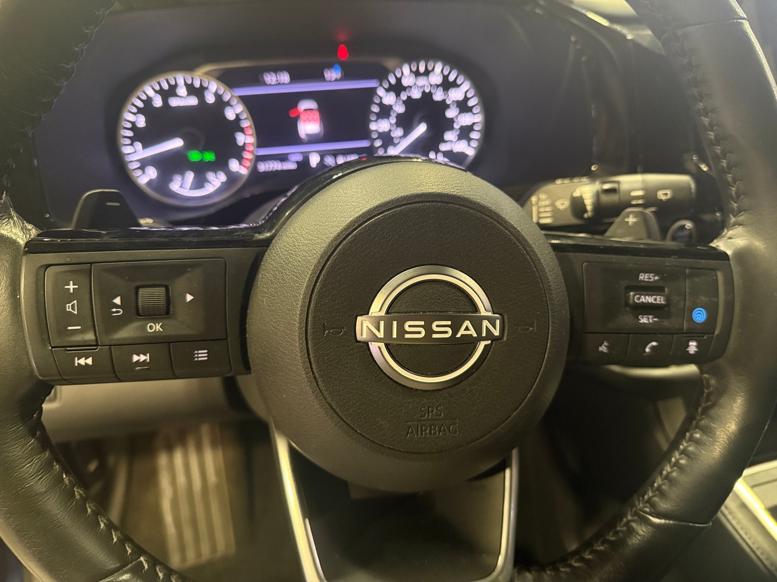 Thumbnail: 2023 Nissan Pathfinder - 4