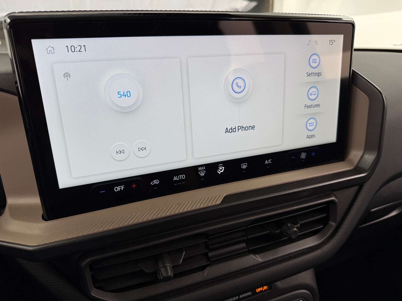 Thumbnail: 2025 Ford Bronco Sport - 4