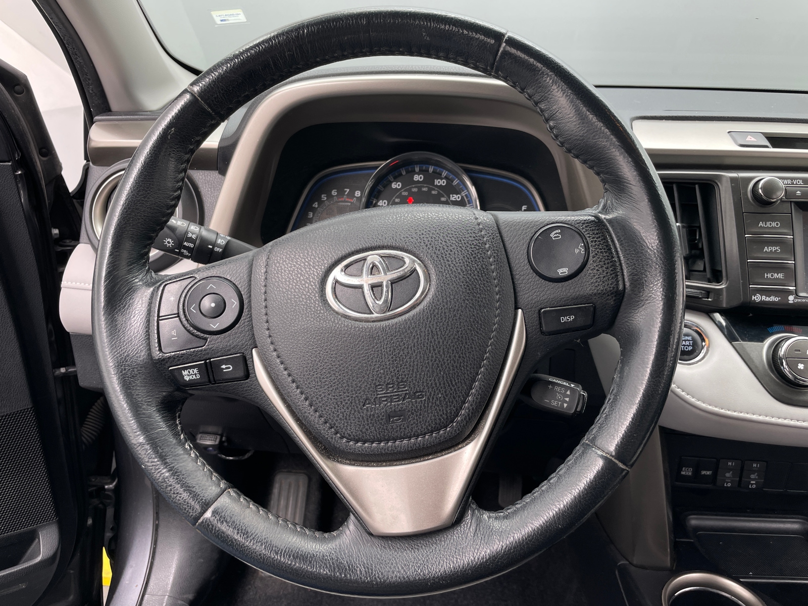 Thumbnail: 2015 Toyota RAV4 - 4