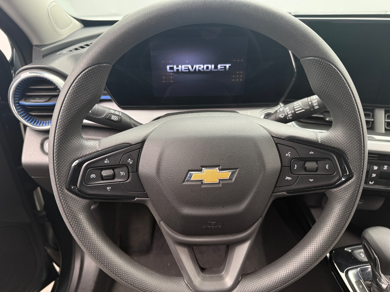 Thumbnail: 2025 Chevrolet Trax - 5