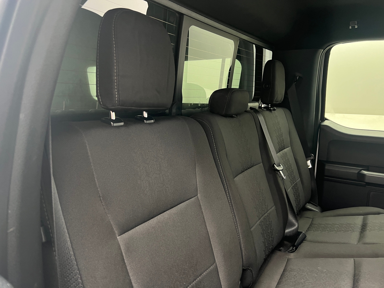 Thumbnail: 2019 Ford Econoline - 6