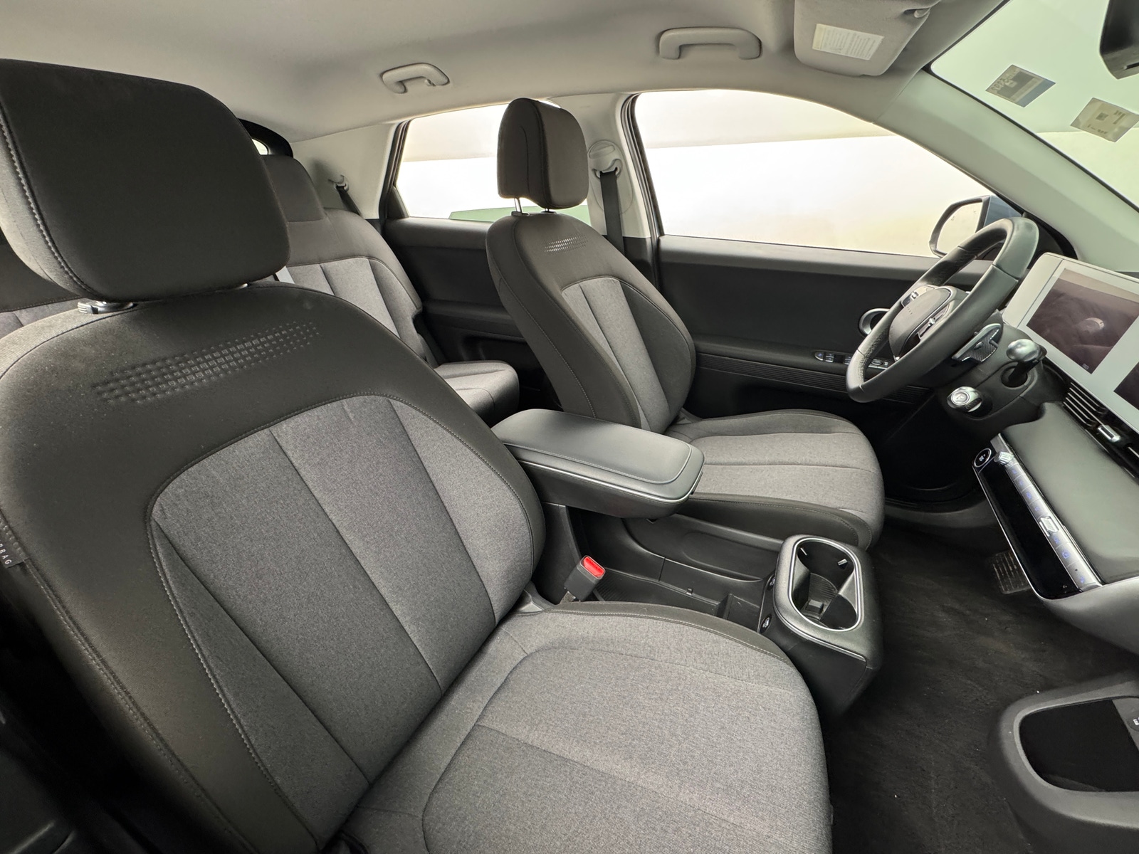 Thumbnail: 2023 Hyundai Ioniq 5 - 2