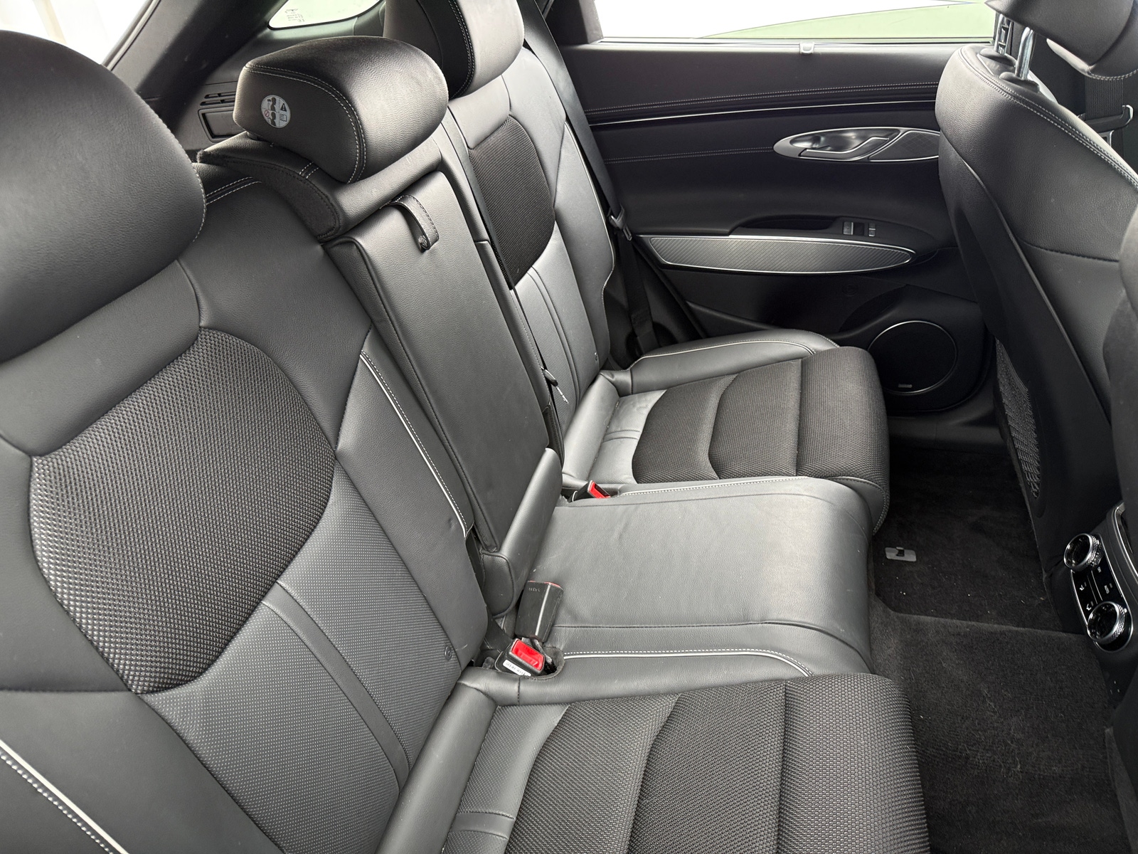 Thumbnail: 2023 Genesis GV70 - 5