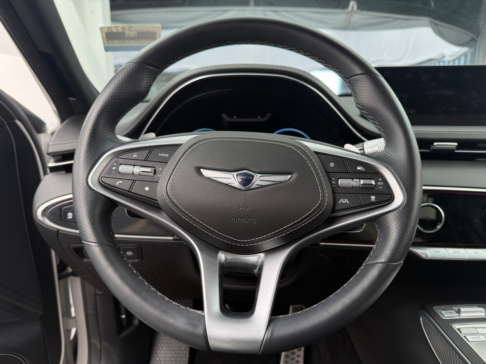 Thumbnail: 2023 Genesis GV70 - 4