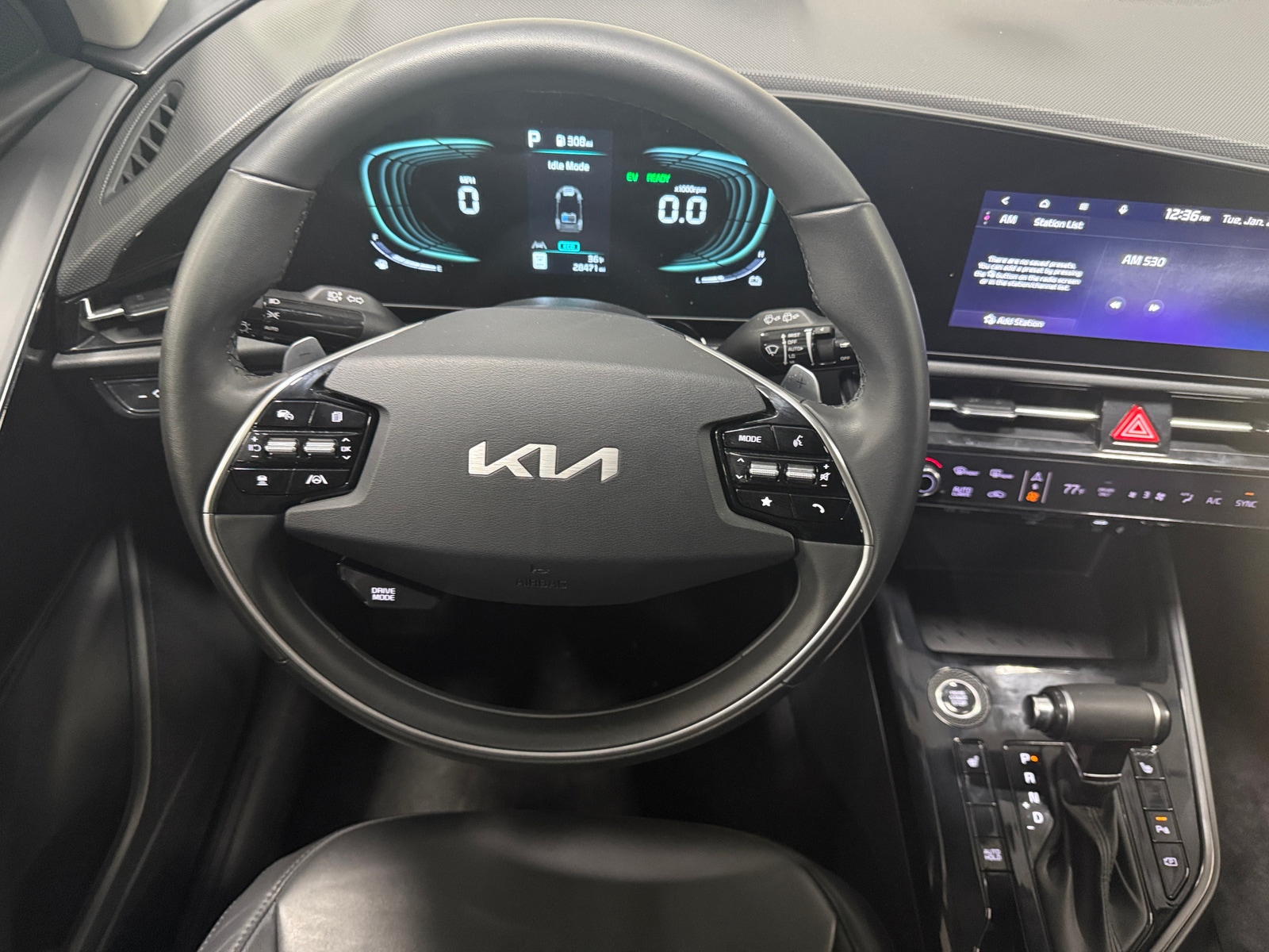 Thumbnail: 2023 Kia Niro - 4