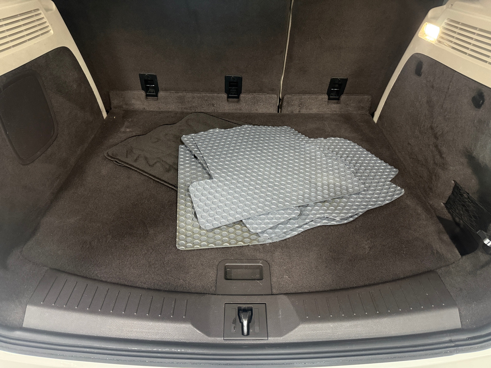 Thumbnail: 2018 Lincoln MKC - 6