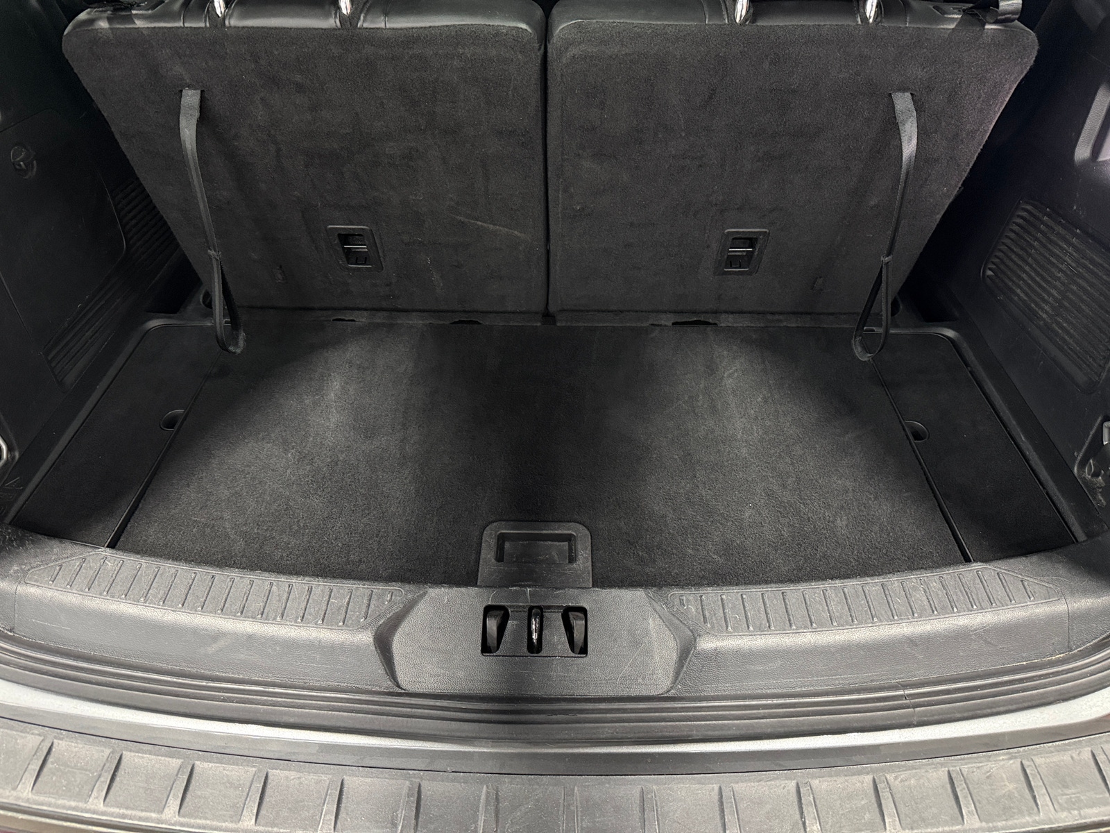 Thumbnail: 2023 Ford Explorer - 6