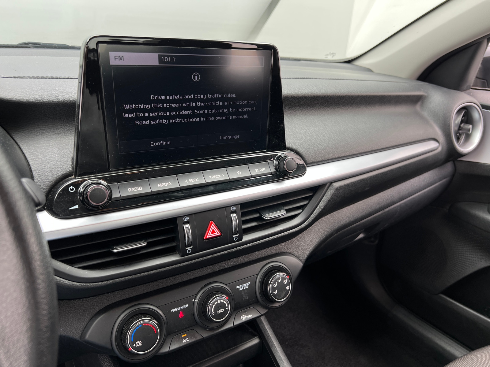 Thumbnail: 2024 Kia Forte - 4