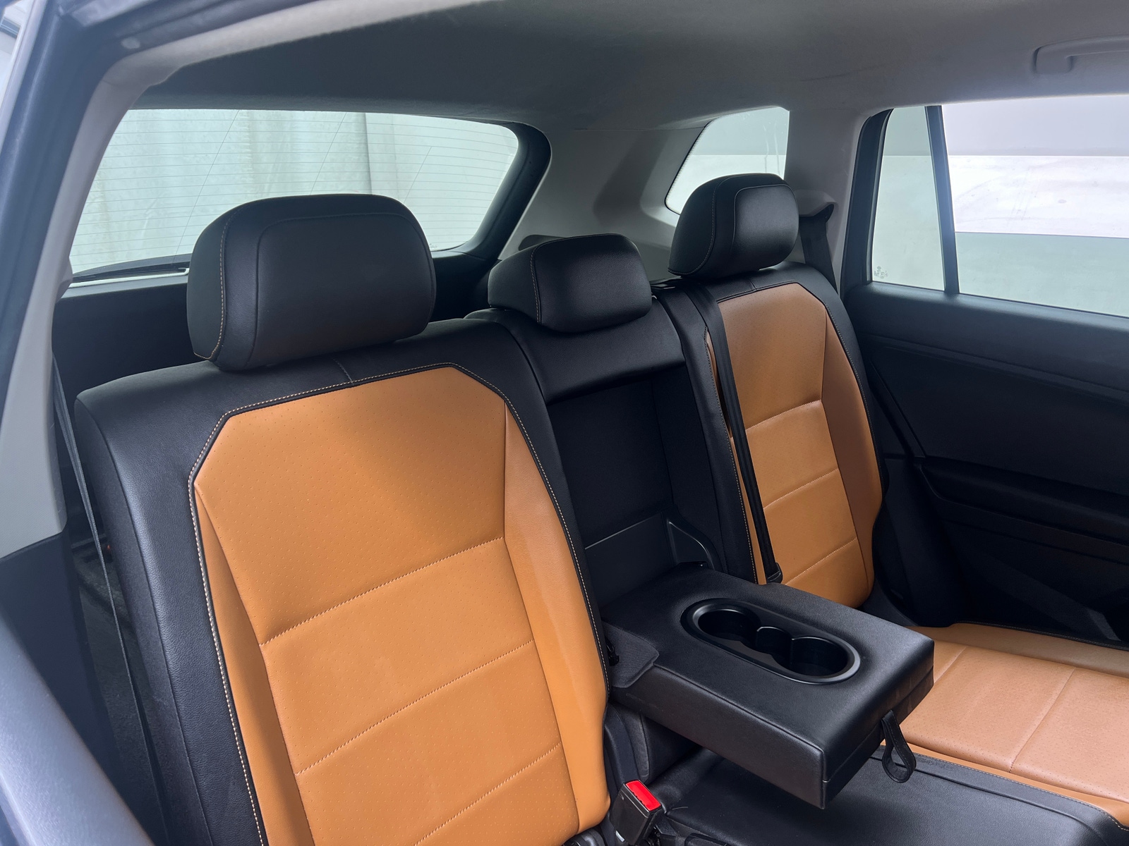 Thumbnail: 2018 Volkswagen Tiguan - 5