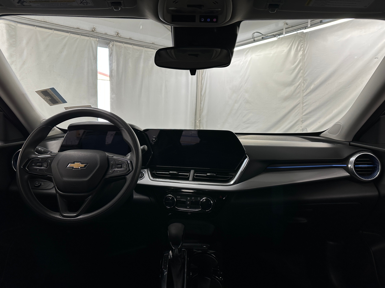 Thumbnail: 2024 Chevrolet Trax - 3