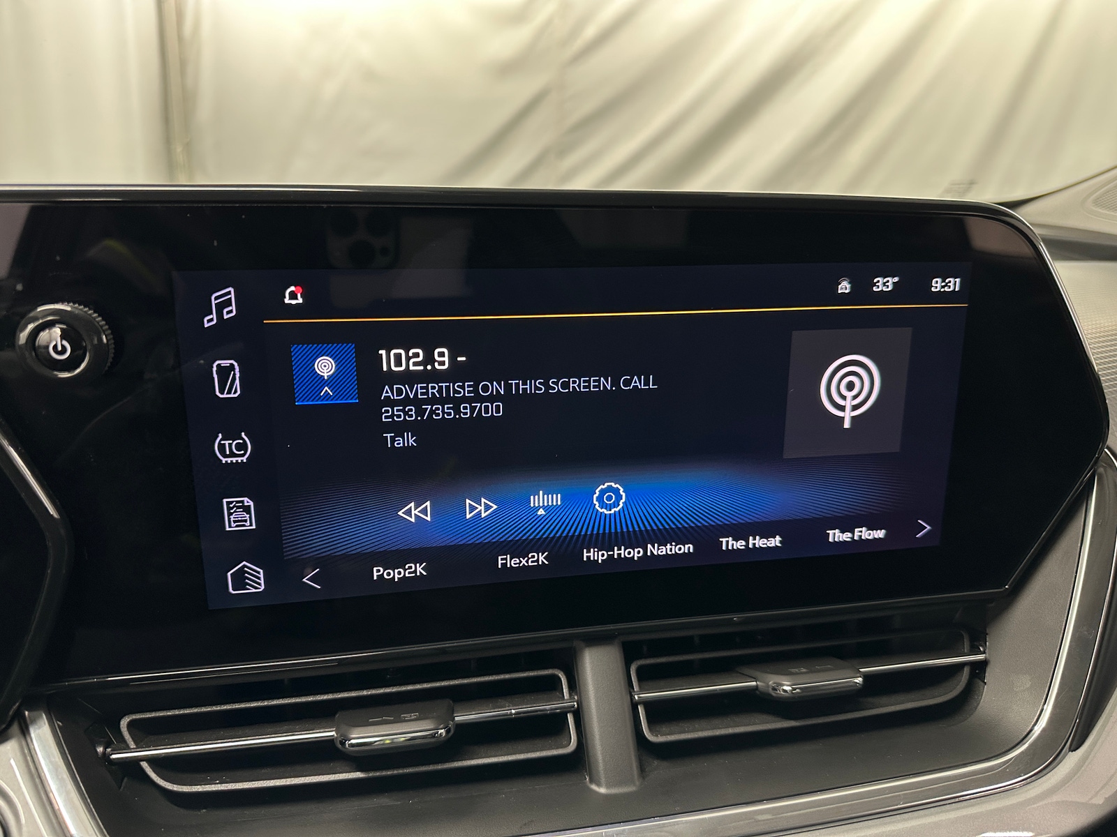 Thumbnail: 2024 Chevrolet Trax - 4