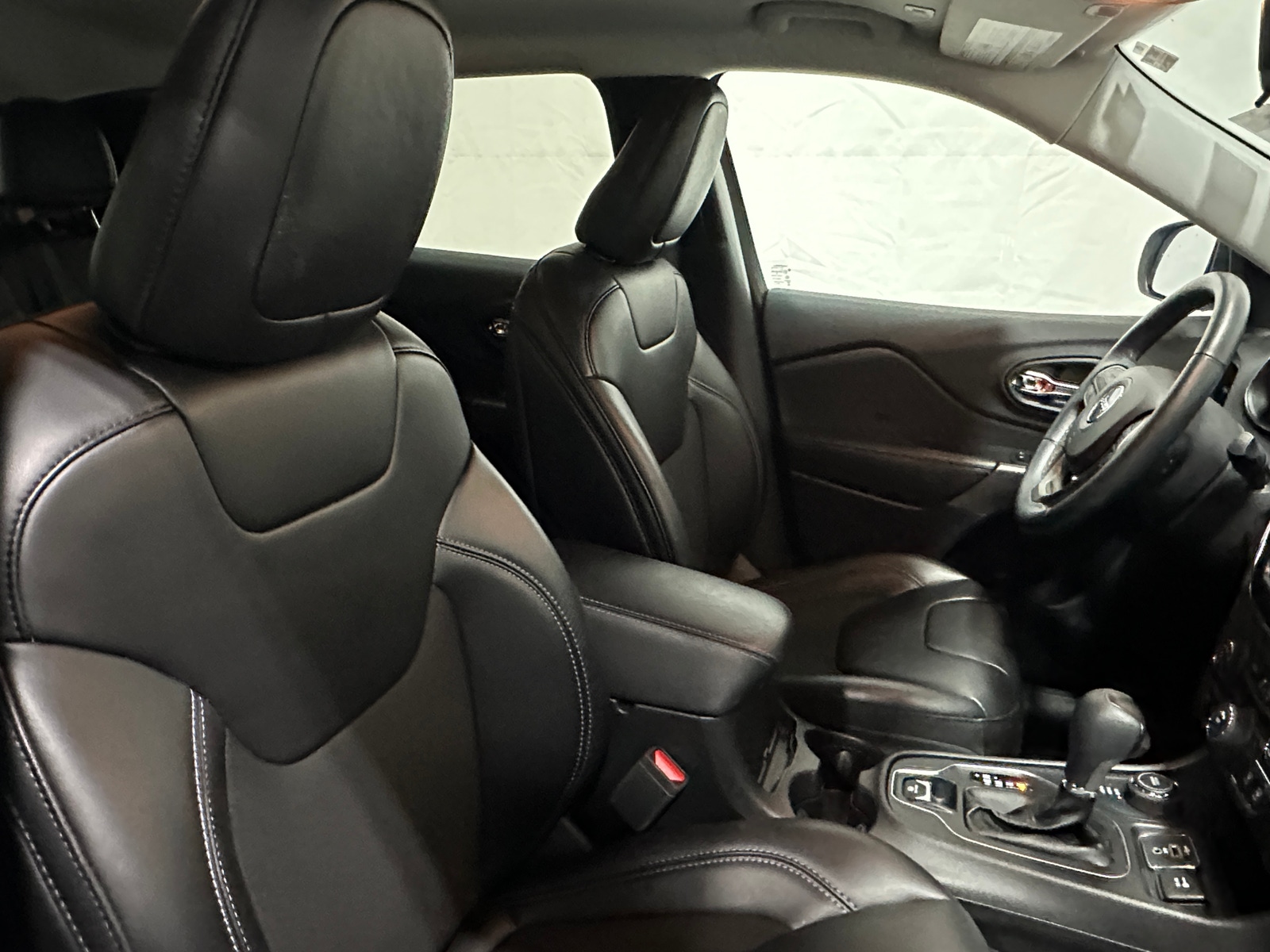 Thumbnail: 2019 Jeep Cherokee - 2