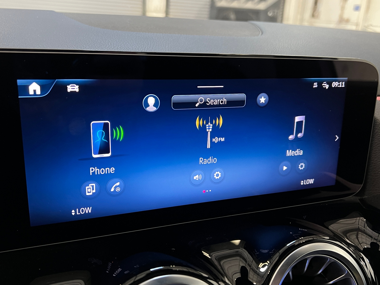 Thumbnail: 2025 Mercedes-Benz GLA - 3