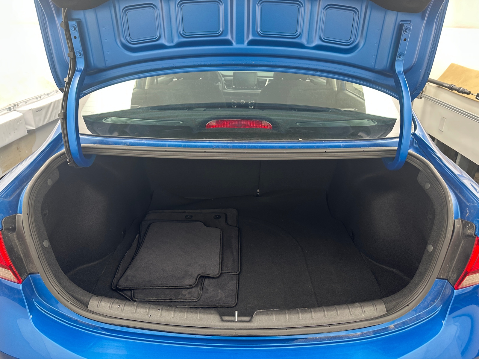 Thumbnail: 2023 Kia Rio - 7