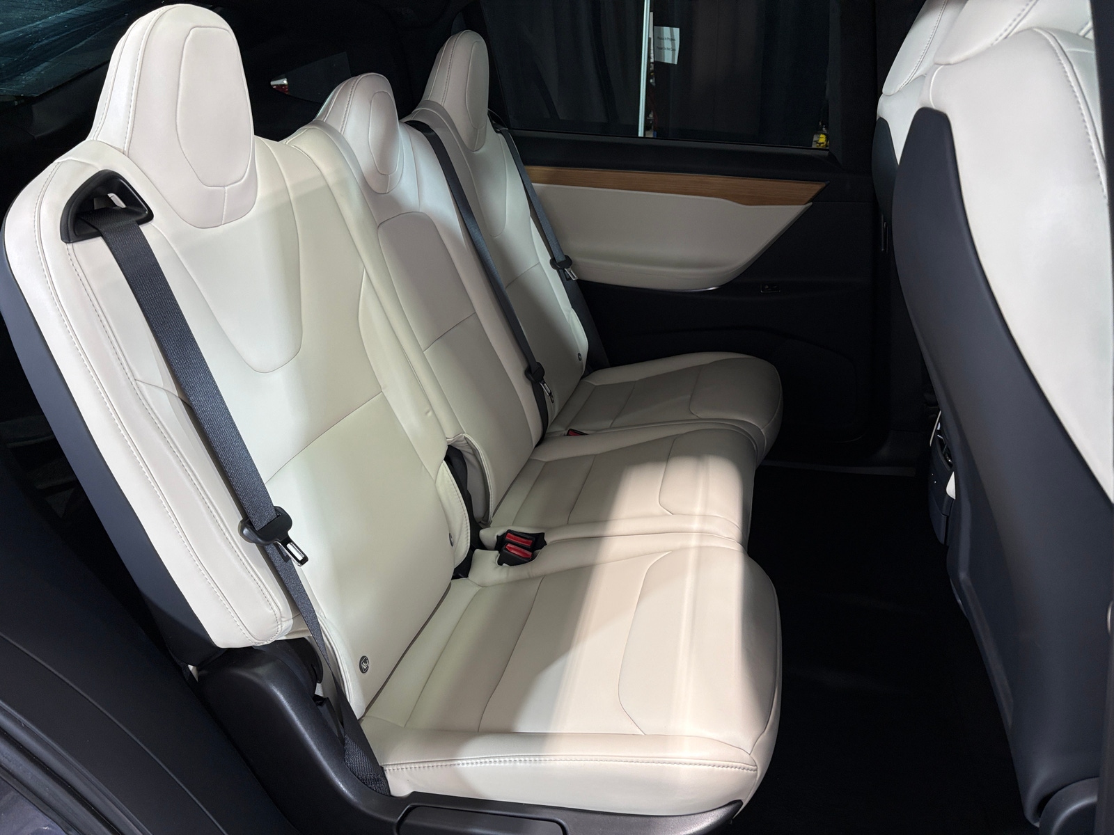 Thumbnail: 2020 Tesla Model X - 5