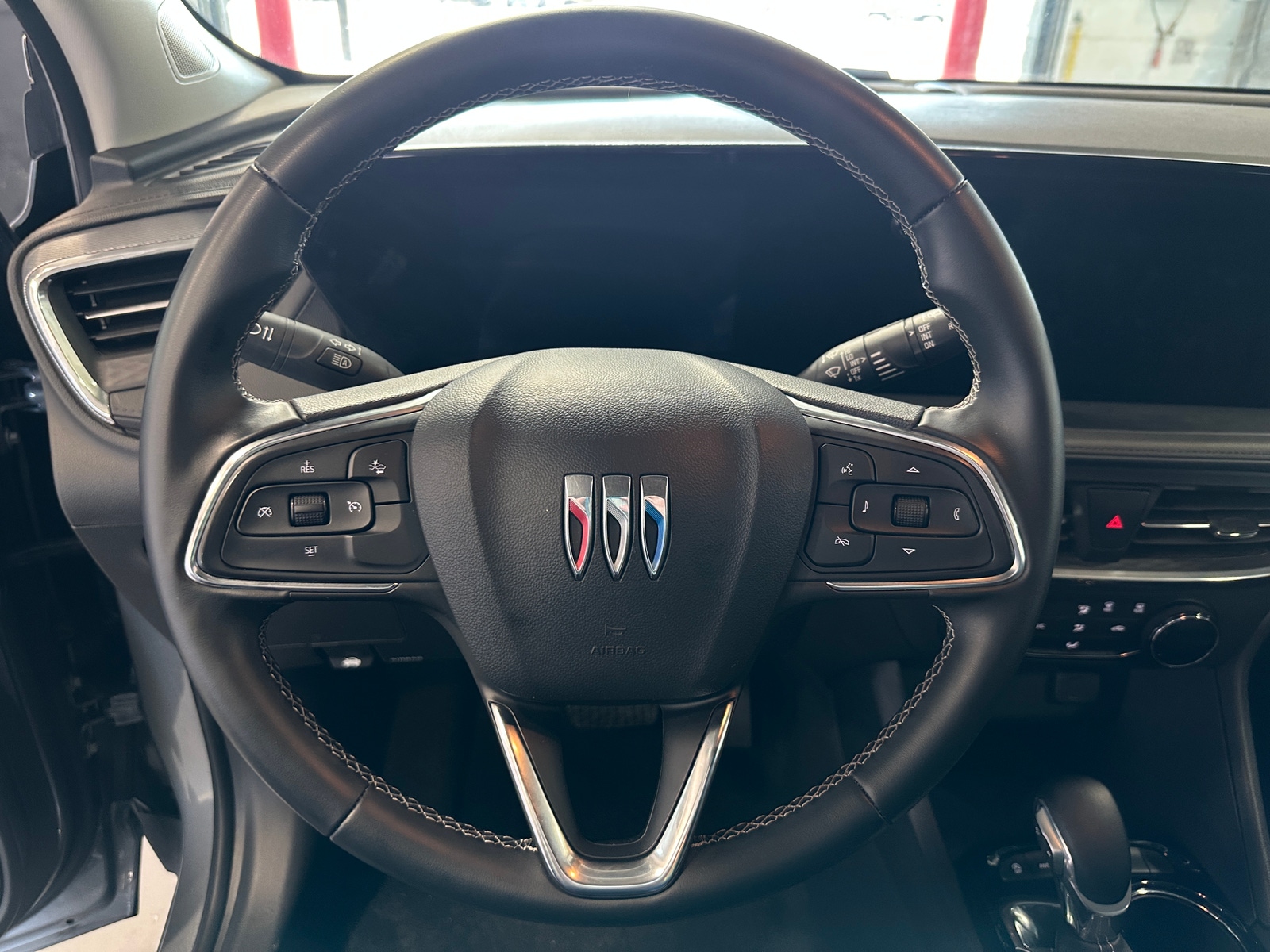 Thumbnail: 2025 Buick Encore GX - 5