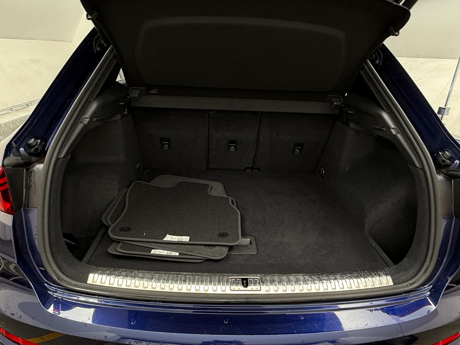 Thumbnail: 2021 Audi Q3 - 6