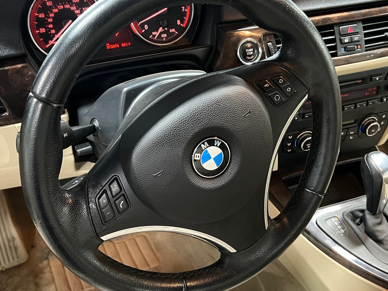 Thumbnail: 2010 BMW 3 Series - 4