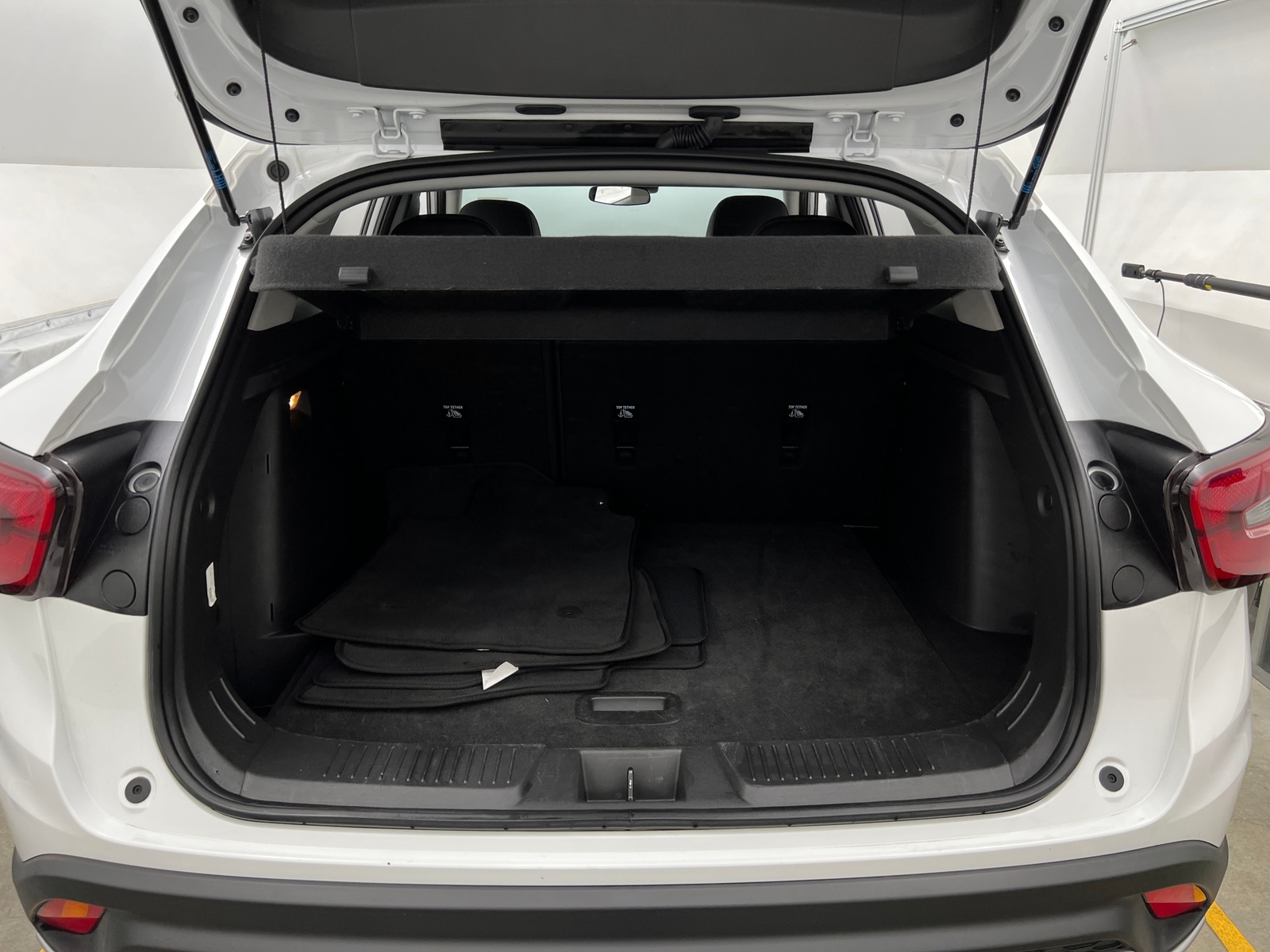 Thumbnail: 2025 Chevrolet Trax - 7