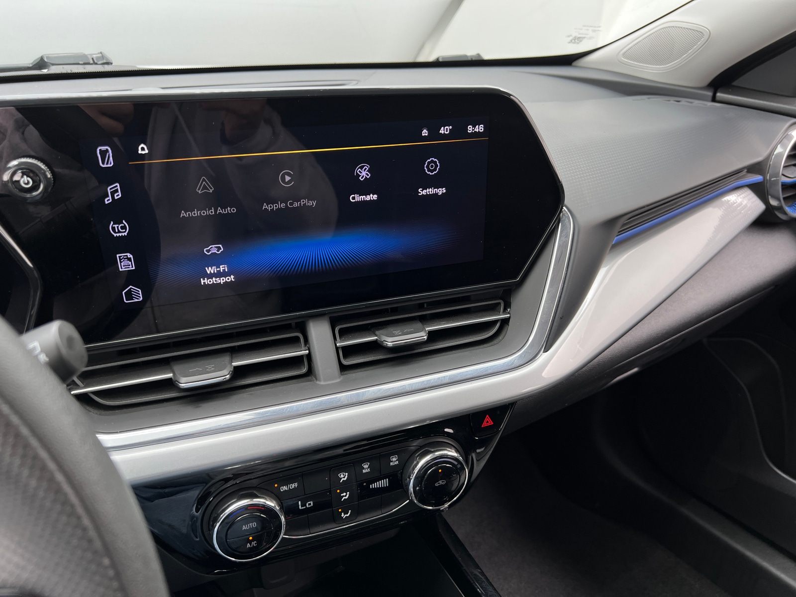 Thumbnail: 2025 Chevrolet Trax - 4